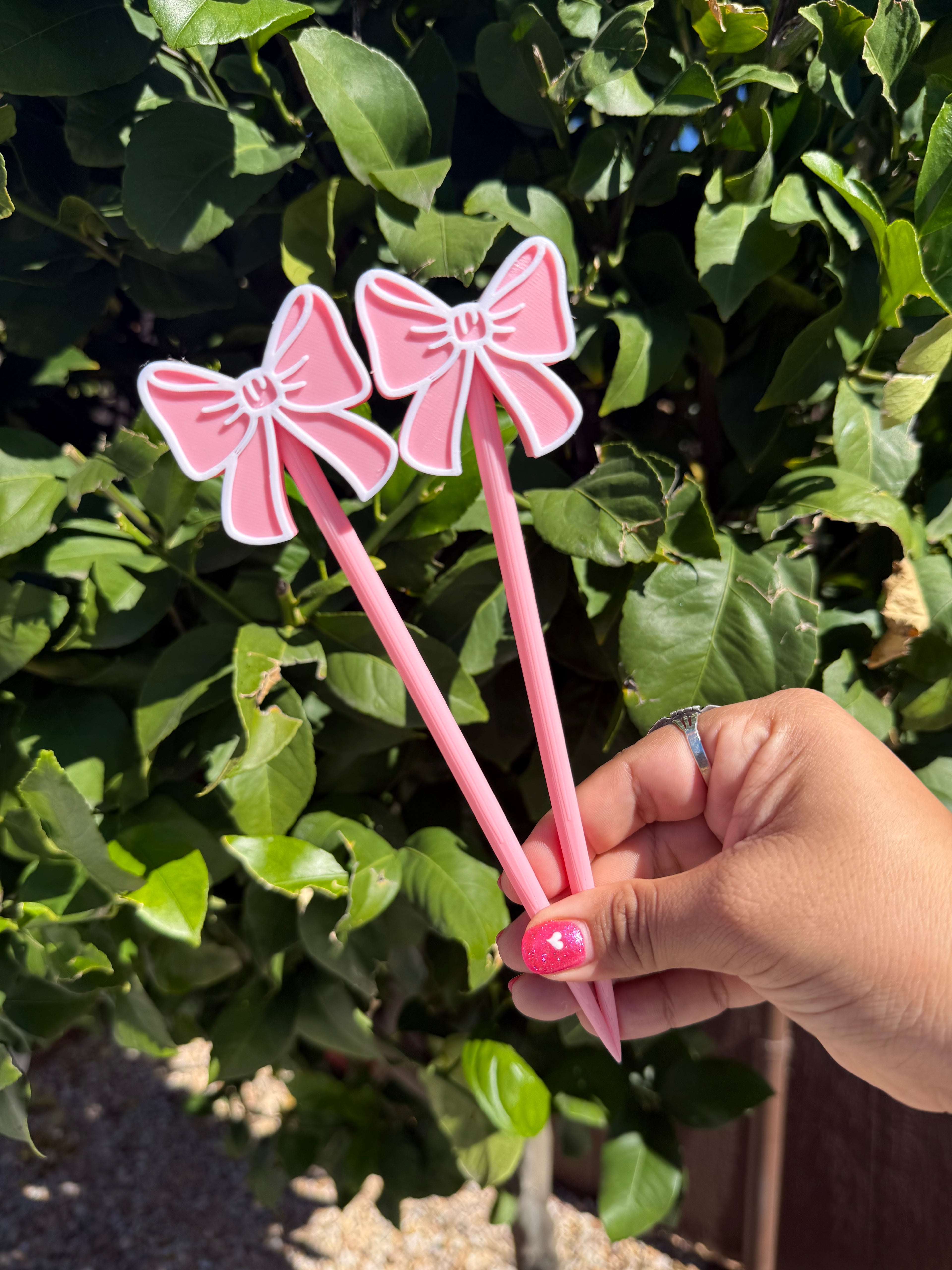 Ribbon Bow Pokie Tool – Glitter & Rhinestone Funnel Helper/ 3D printed