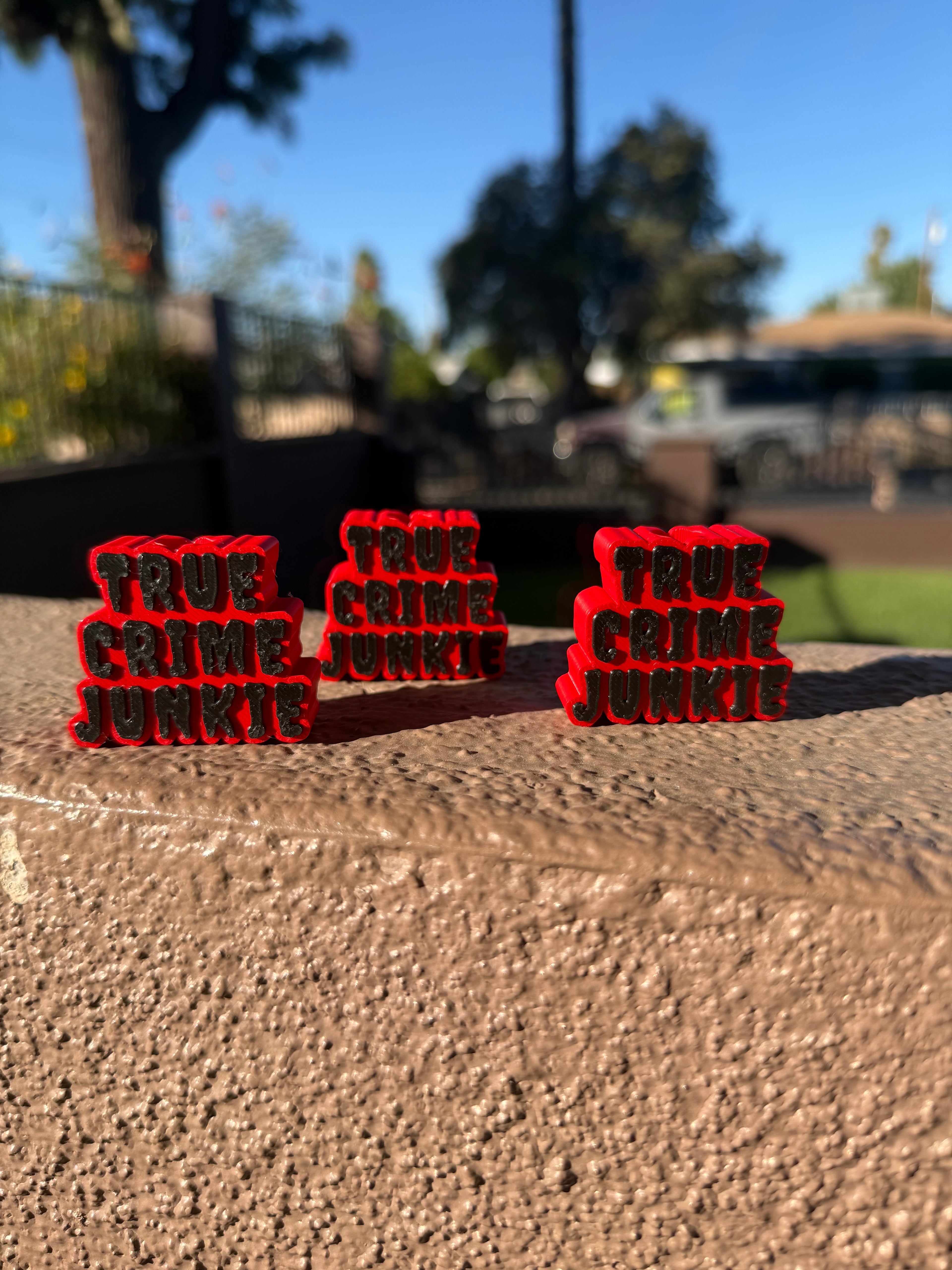 True Crime Straw Topper