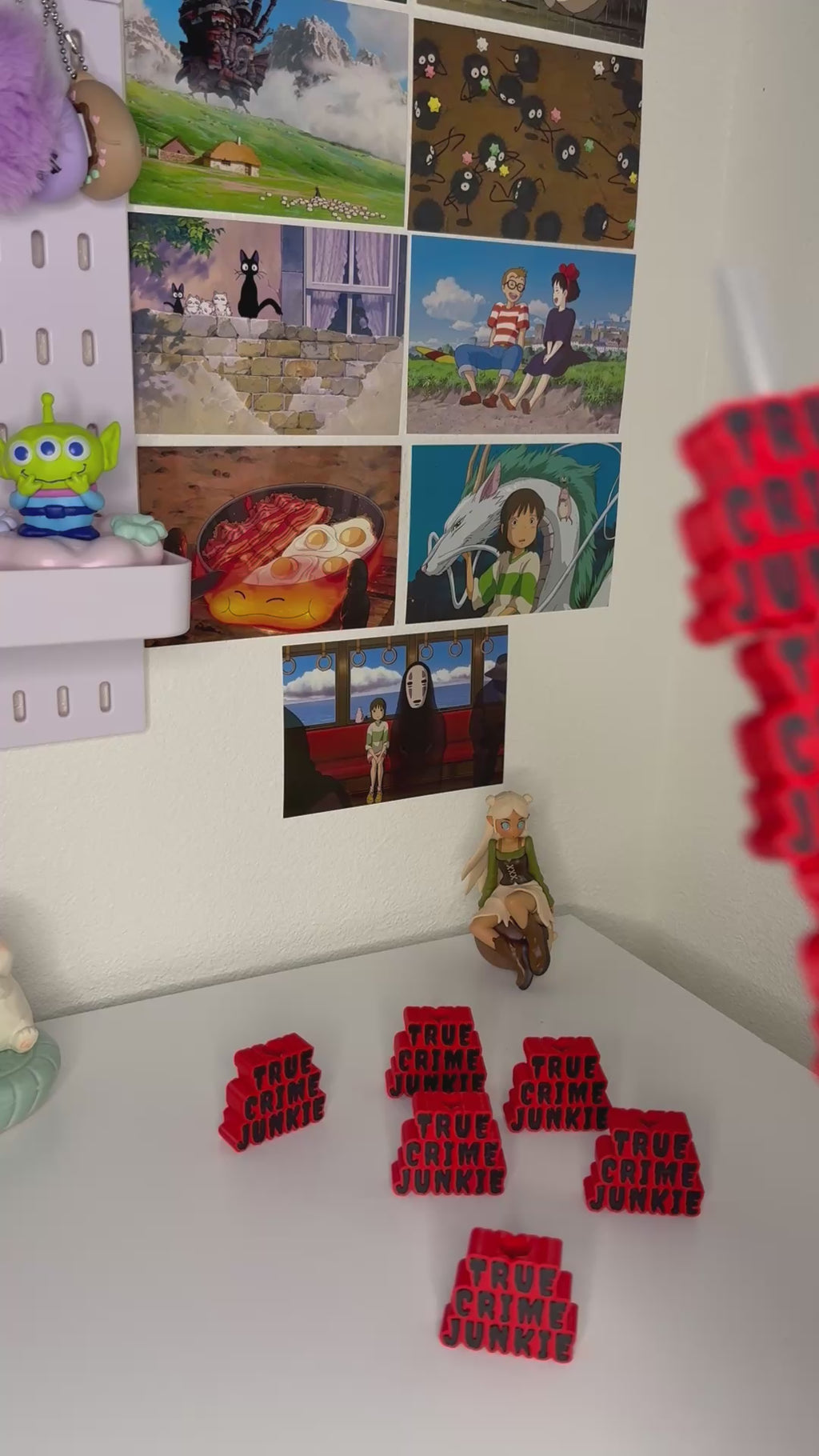 True Crime Junkie Straw Topper